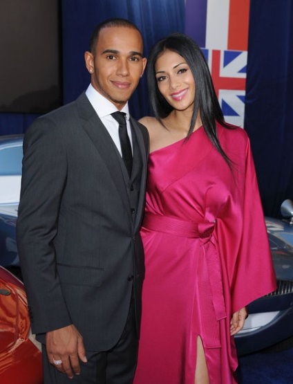 Nicole Scherzinger életrajz, fotók - Útmutató a blogoszférában (Nicole Scherzinger fotók) Nicole Scherzinger életrajz, fotók - Útmutató a blogoszférában