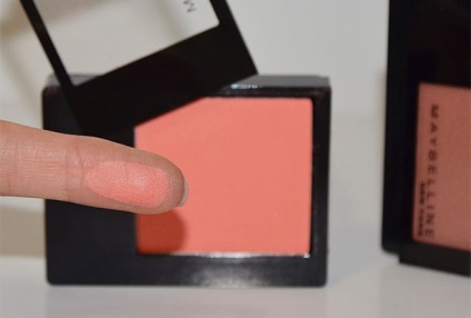 Új! Blush - mester pirulás - a Maybelline (master) Új! Blush - master pirosító - az Maybelline