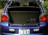 Autó áttekintése toyota Vitz, 2000 (Nissan) Autó áttekintése toyota Vitz, 2000