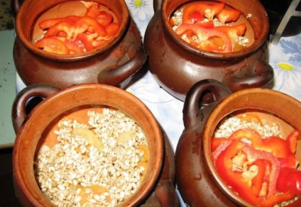 Árpa a bankot csirke - lépésről lépésre recept fotók a (kulináris) Árpa a bankot csirke - lépésről lépésre recept fotók