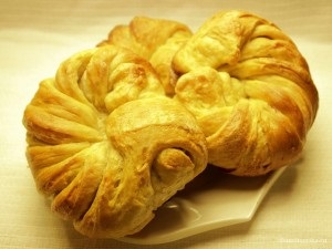 Pasties kolbásszal és burgonya, a recept egy fotót