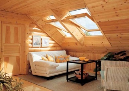 Az elrendezés és a belső, a tetőtérben egy vidéki ház - fotó és design ötletek