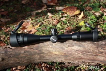 Sight UTG leapers 3-9x40 világító