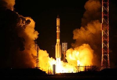 Booster „proton-m„jellemzők, a folyó, az összeomlás (booster) Hordozó rakéta