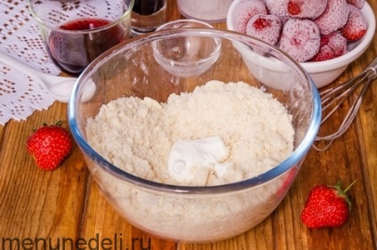 Recept Tarta karamellizált szamóca (Tart) Recept torta karamellizált eperrel