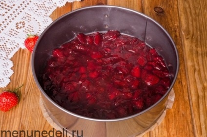 Recept Tarta karamellizált eper (szamóca) Recept torta karamellizált eperrel