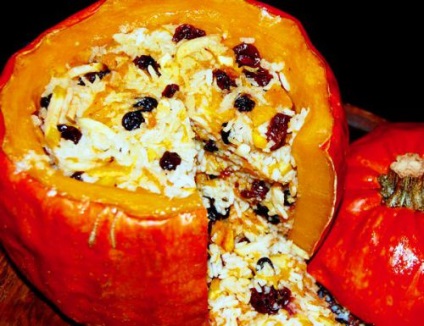Recept egész sült sütőtök töltött rizs és a hús a sütőben (sütőtök) Recept egész sült tök töltött rizs és a hús a sütőben