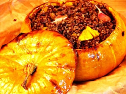 Recept egész sült sütőtök töltött rizs és a hús a sütőben (hús) Recept egész sült tök töltött rizs és a hús a sütőben