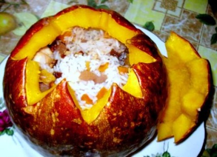 Recept egész sült sütőtök töltött rizs és a hús a sütőben (rizs) Recept egész sült tök töltött rizs és a hús a sütőben