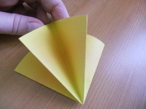A legegyszerűbb virág origami ábrák, egyszerű és u video oktatóanyagokat