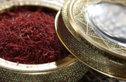 Saffron hasznos tulajdonságok és károsodás hatása van a szervezetben, és a használata (hasznos) Saffron hasznos tulajdonságok és károsodás hatása van a szervezetben, és a használata