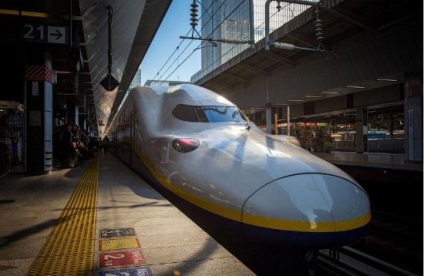 Shinkansen „- Japán bullet train
