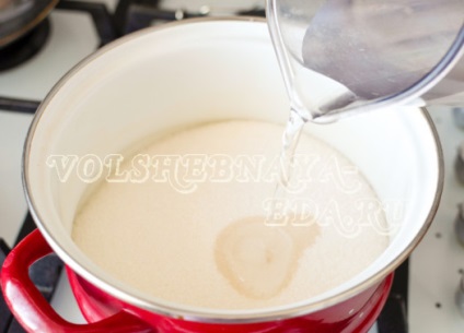 Szárított Cherry kemencében (szárított cseresznye) Szárított cseresznye a sütőben