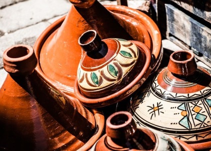Tazhin csoda pot egyszerűen van (nak) Tazhin csoda pot, csak enni