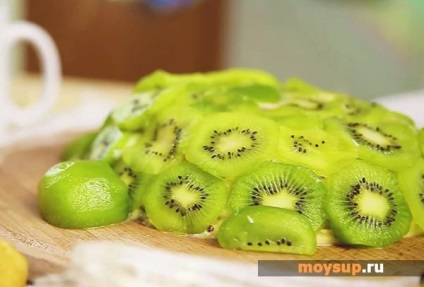 Torta kiwi „Emerald teknősbéka” - lépésről lépésre, hogyan kell főzni