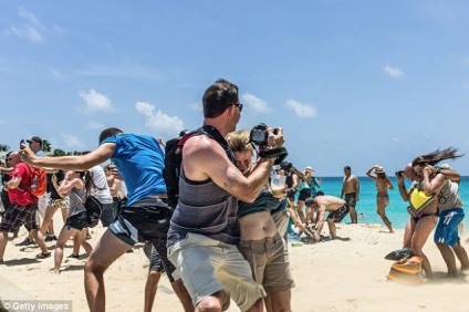 Tourist, hogy fújt a gépet a halál, megérkezett a legveszélyesebb strand a világon, hogy