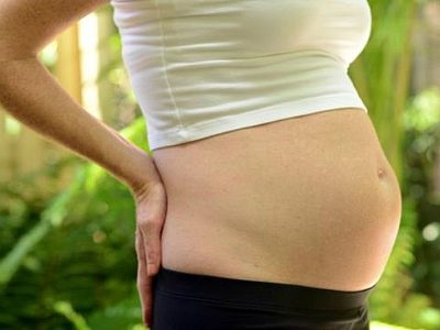 Húzza a derék a terhesség korai szakaszában okok