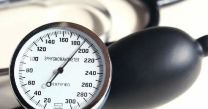 Mi a különbség a magas vérnyomás és a magas vérnyomás
