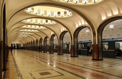 10 kevéssé ismert tényeket a moszkvai metró, ami arra kényszeríti le a metró