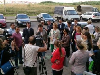 Negyedik távú és stasis (Kapital-rus inc2 gyakori) Negyedik távú és stagnálás