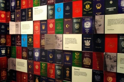 Mit jelent a szín az útlevél