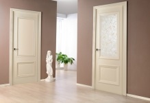 Színes ajtók és a padló egy belső fotó kombinálva laminált padló, hogyan kell kiválasztani a belső, tippeket, hogyan