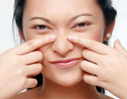 Hogyan lehet megszabadulni a mitesszerek az orrát megszabadulni a mitesszerek az orrát otthon