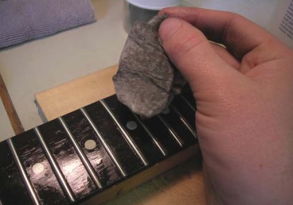 Hogyan tisztítható a gitár