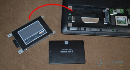 Hogyan helyére (set) SSD meghajtó egy laptop