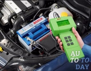 Hogyan tölteni egy autó akkumulátor kiemeli