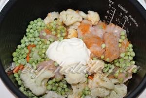 Csirke párolt tejszínes zöldségekkel multivarka recept