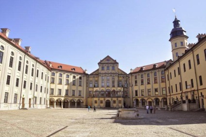 Nesvizh Castle, Fehéroroszország történelem, egy leírást, hogyan lehet