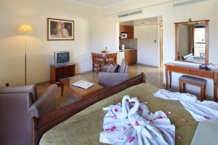 Hotel Panareti Coral Bay Resort 4, Coral Bay