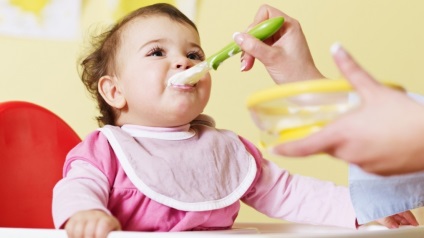 Etetés a gyermek 6 hónapos diéta táblák, szabályok és menü receptek