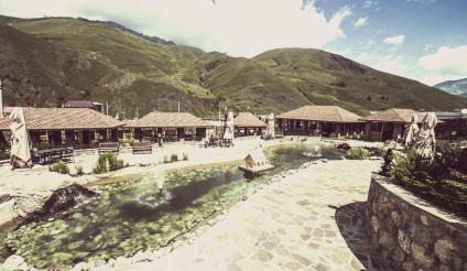 Utazás Fiagdon Oszétia papaha (Sun Valley) Utazás Fiagdon Oszétia papaha
