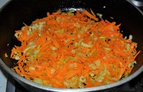 Sajt tyúkhúsleves paradicsom - egy lépésről lépésre recept fotók (receptek) Sajt tyúkhúsleves paradicsom - lépésről lépésre recept fotók