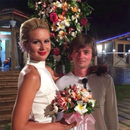 Az esküvő Andrei és Marina Chueva Afrikantov