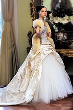 Esküvői kép a választott stílus a menyasszonyi ruha és a smink
