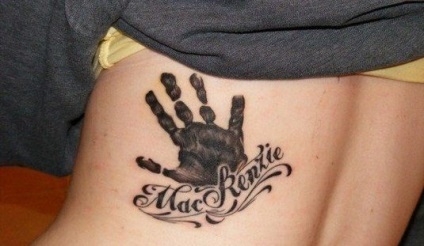 Tattoo a nevét a gyermek - fénykép szép ötletek, hogy megünnepeljük a születés (a baba) Tattoo a nevét a gyermek - fénykép szép ötletek, hogy megünnepeljük a születés