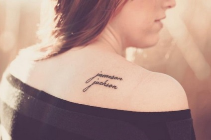 Tattoo a nevét a gyermek - fénykép szép ötletek, hogy megünnepeljük a születés (fotó) Tattoo a nevét a gyermek - fénykép szép ötletek, hogy megünnepeljük a születés