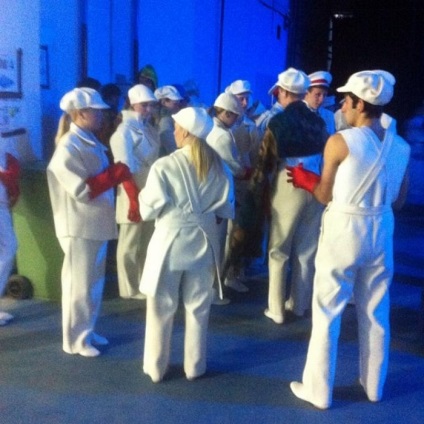 Mi balra pulóverek (Olympic backstage) (VO) Mi balra pulóverek (Olympic backstage)