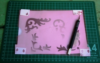 Stencil a kezüket (saját) Stencil saját kezűleg