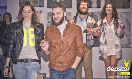 A részleteket a típusú nyakörvek pólók - a blog online áruház (pólók) A részleteket a típusú nyakörvek pólók - a blog online áruház