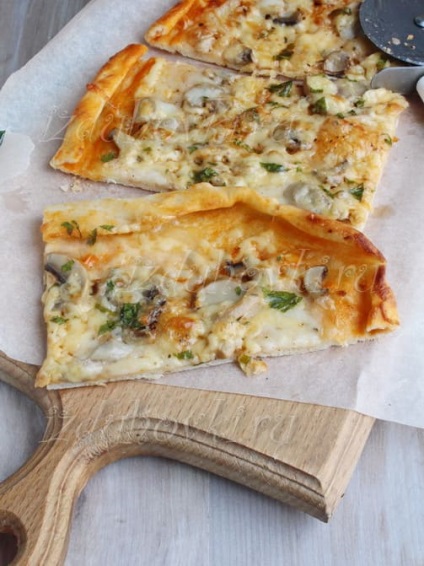 Finom pizza gombával recept lépésről lépésre fotó (lépésről lépésre) Finom pizza gombával recept lépésről lépésre fotók