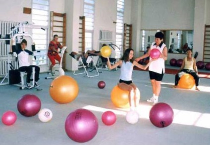 Töltés a scoliosis 1 fok gerinc gyakorlatok és gimnasztika