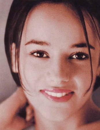 Alizee - a forrása a jó hangulat (a jelölést) Alizee - forrása a jó hangulat