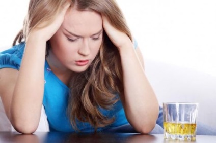 Alkohol depresszió okozza, a tünetek, kezelések