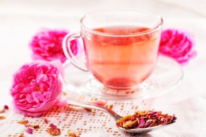 Tea készült szirmai rózsa tea főzési, haszon és kár, vélemények
