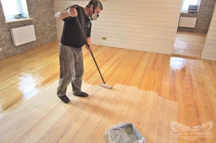 Mit lehet festett fa padló a ház