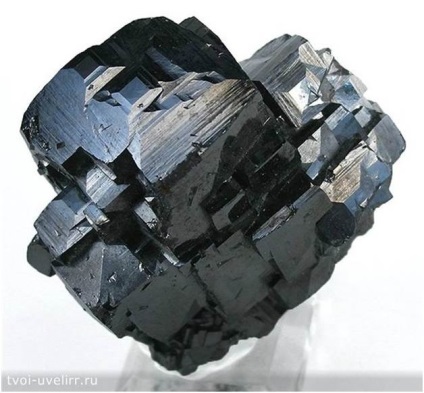 Milyen tulajdonságokkal ilmenite ilmenite (tulajdonságok) Milyen tulajdonságokkal ilmenite ilmenite